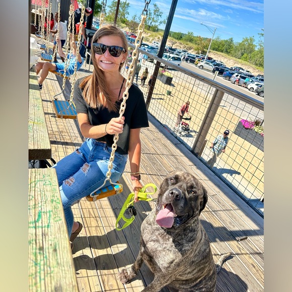 Meet your Posher, Melissa - Picture 7 of 16